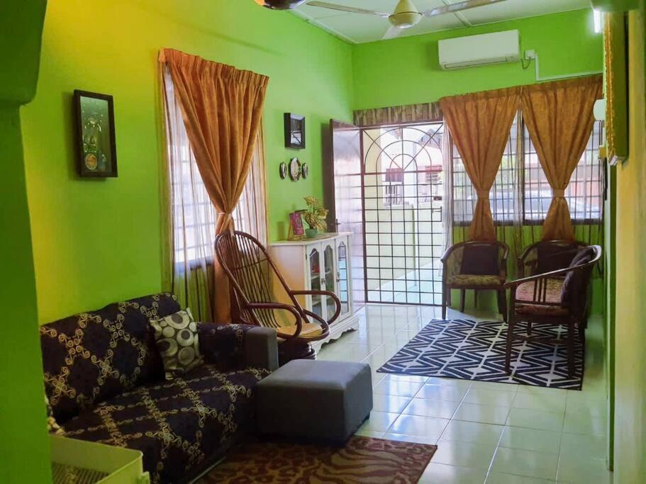 Syukur Homestay Ипох Экстерьер фото